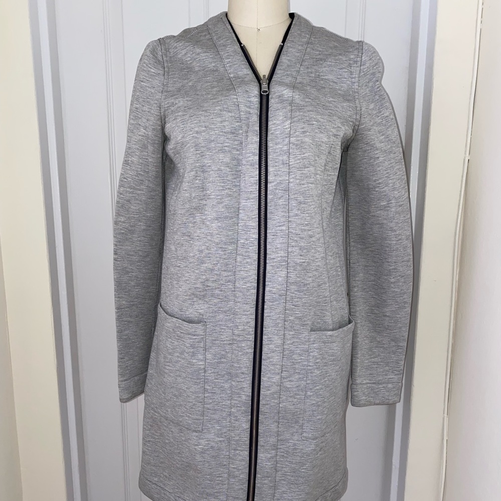 Reversible neoprene jacket